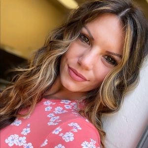 Meet your Posher, Jazmine